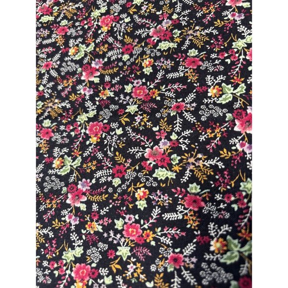Concord Fabrics 25th Anniversary Special Edition Country Florals Fabric 19x22" - Picture 3 of 5